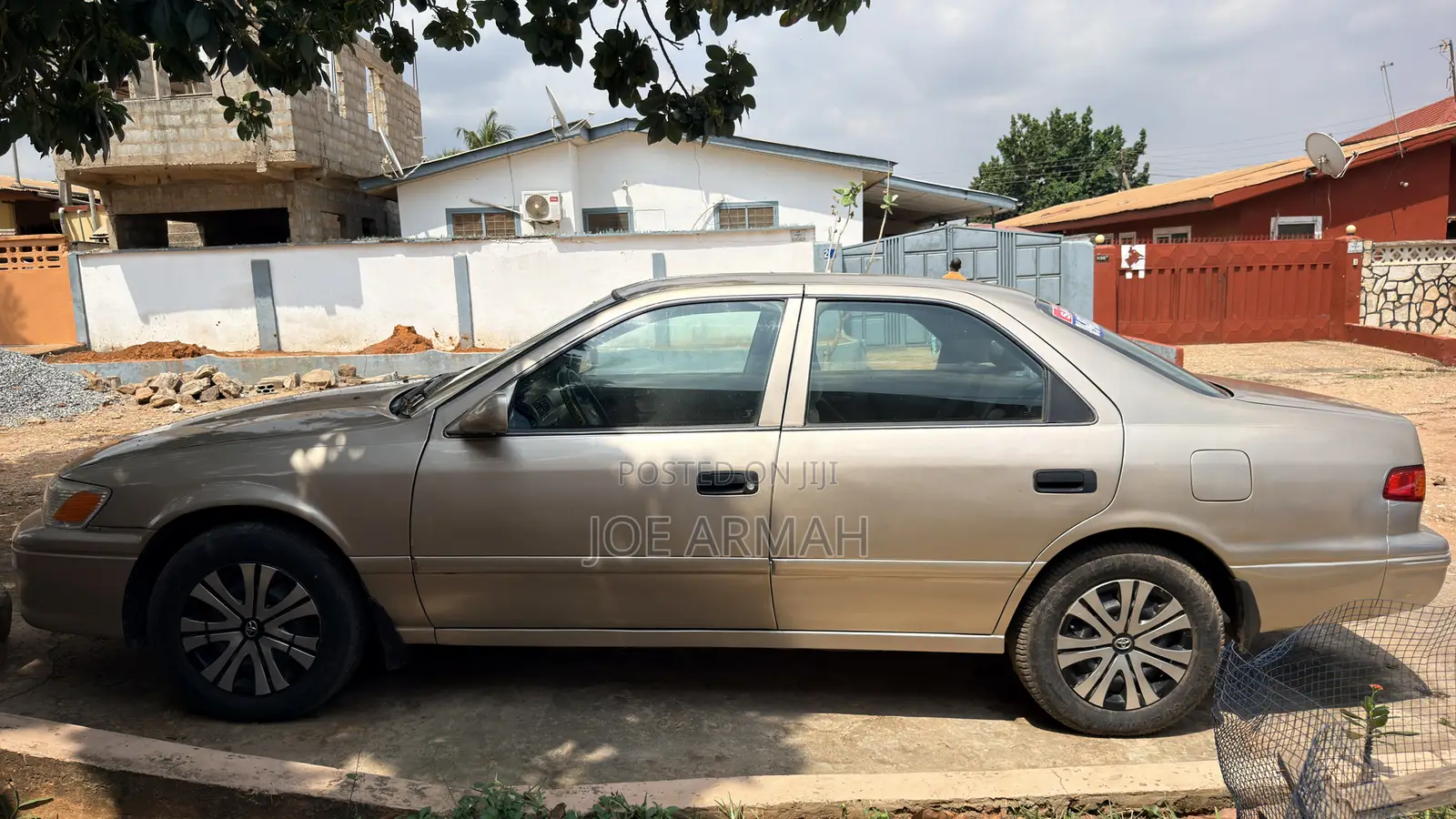 Toyota Camry LE 4dr Sedan (2.2L 4cyl 4A) 2000 Beige
