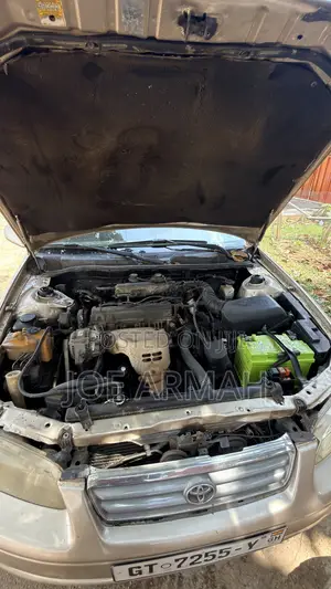 Toyota Camry LE 4dr Sedan (2.2L 4cyl 4A) 2000 Beige
