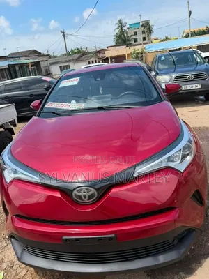 Toyota C-HR 2019 Red
