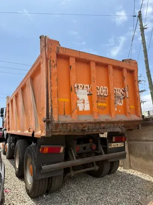 Man Deseil Tipper