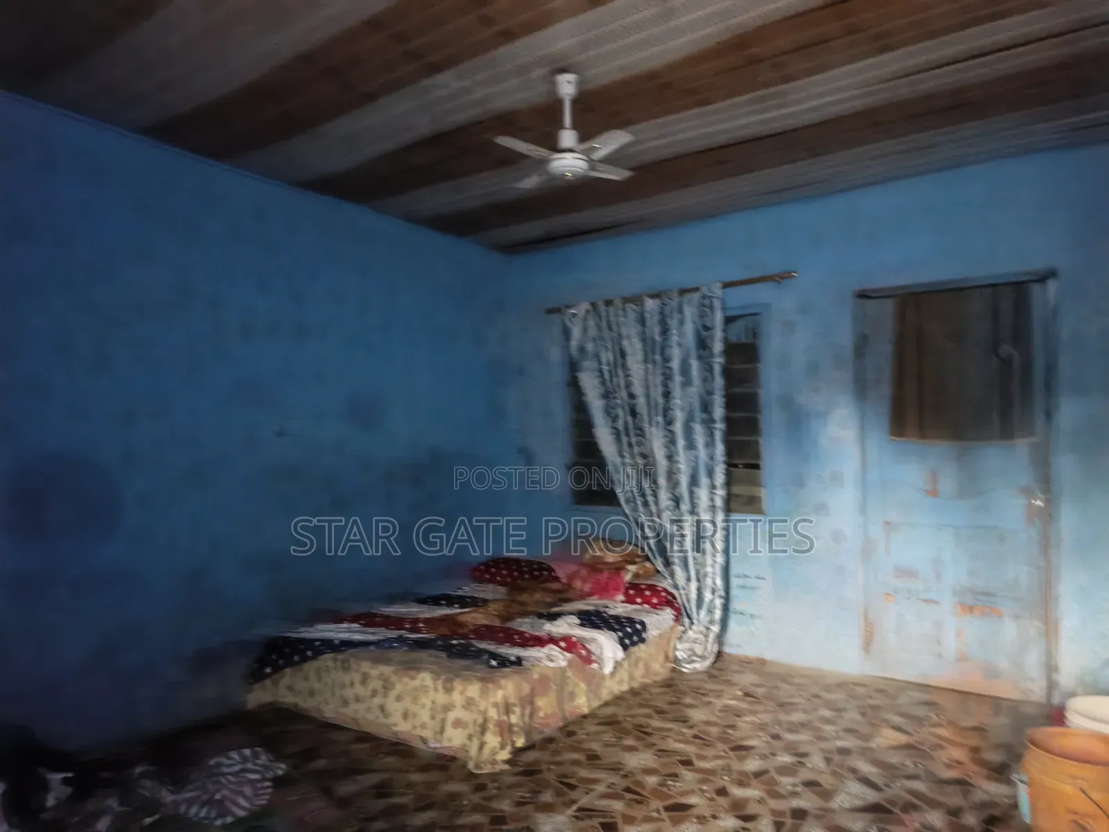 5bdrm House in Fawoade, Kumasi Metropolitan for sale