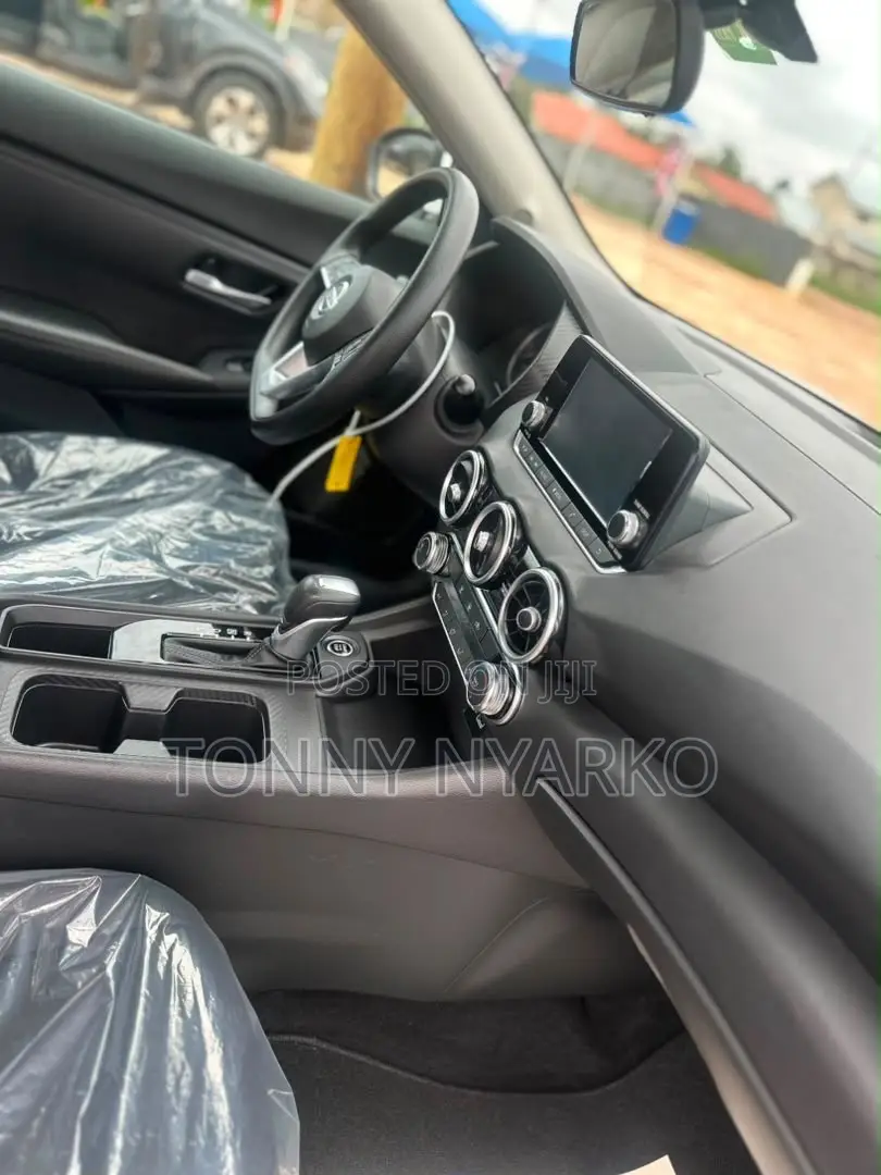 Nissan Sentra SV 2023 White