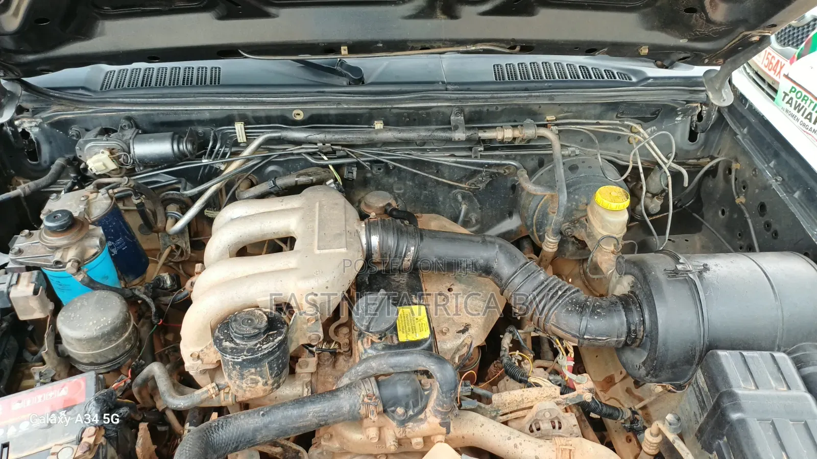 Nissan Hardbody 2012 Gray