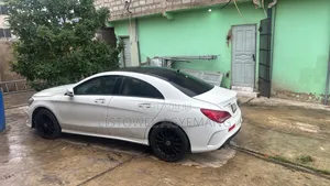 Mercedes-Benz C250 2016 White