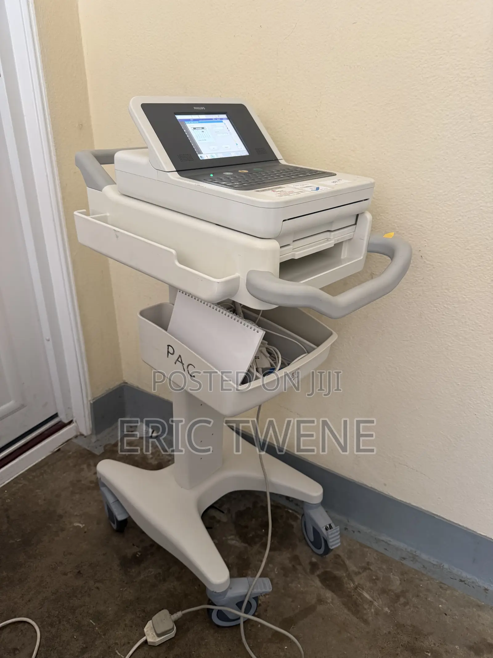 Philips PageWriter TC30 ECG Machine