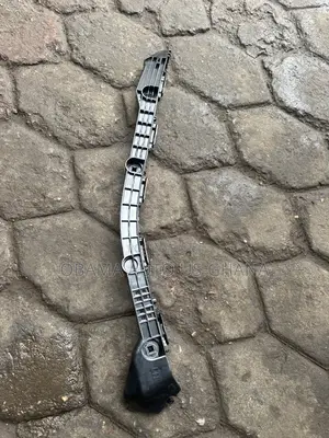 Corolla 2014 2015 2016 2017 2018 2019 Rear/Back Fender Locker Bracket