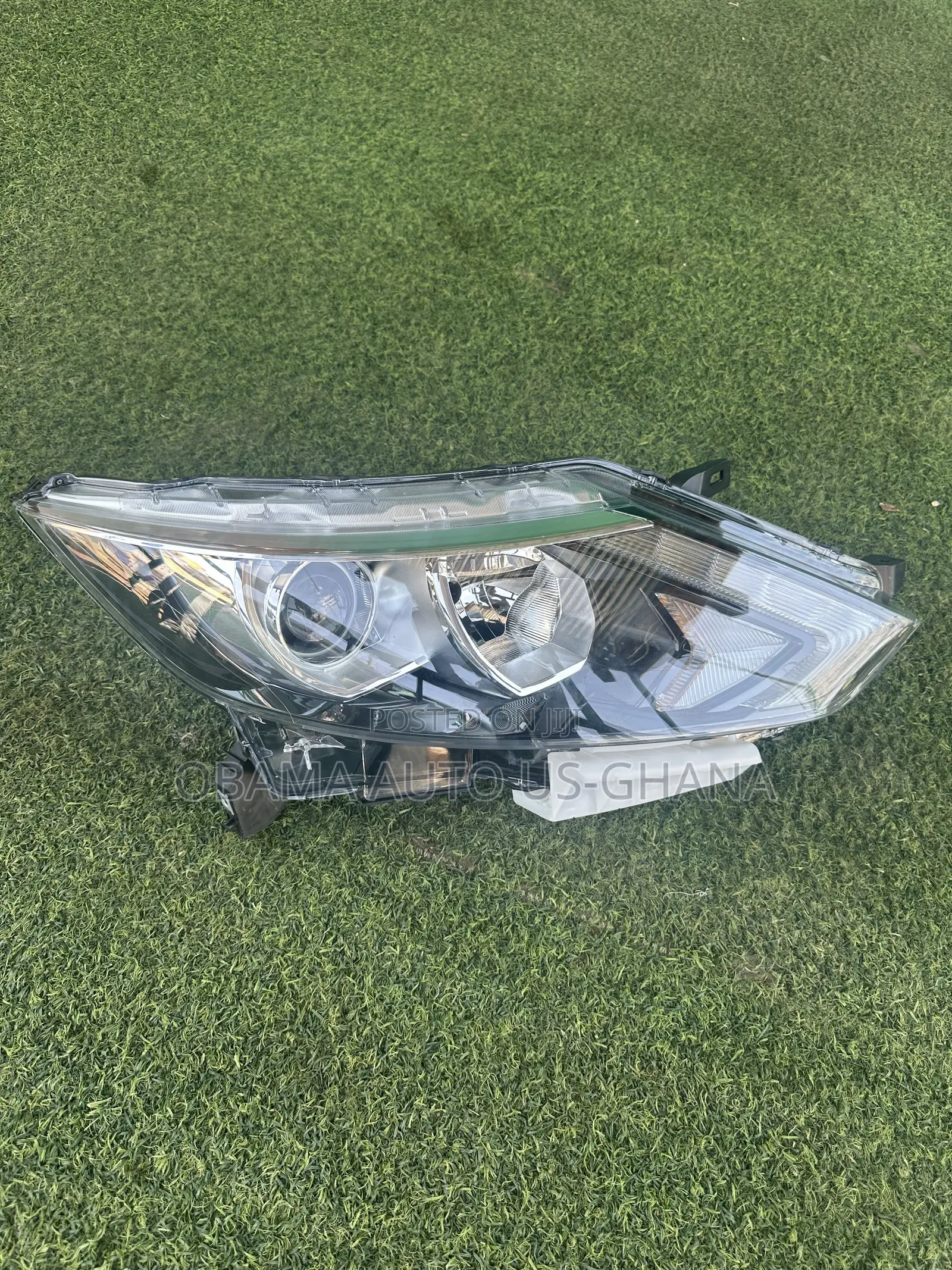 Nissan Qashqai J11 Headlight 2013 2014 2015 2016 2017 2018