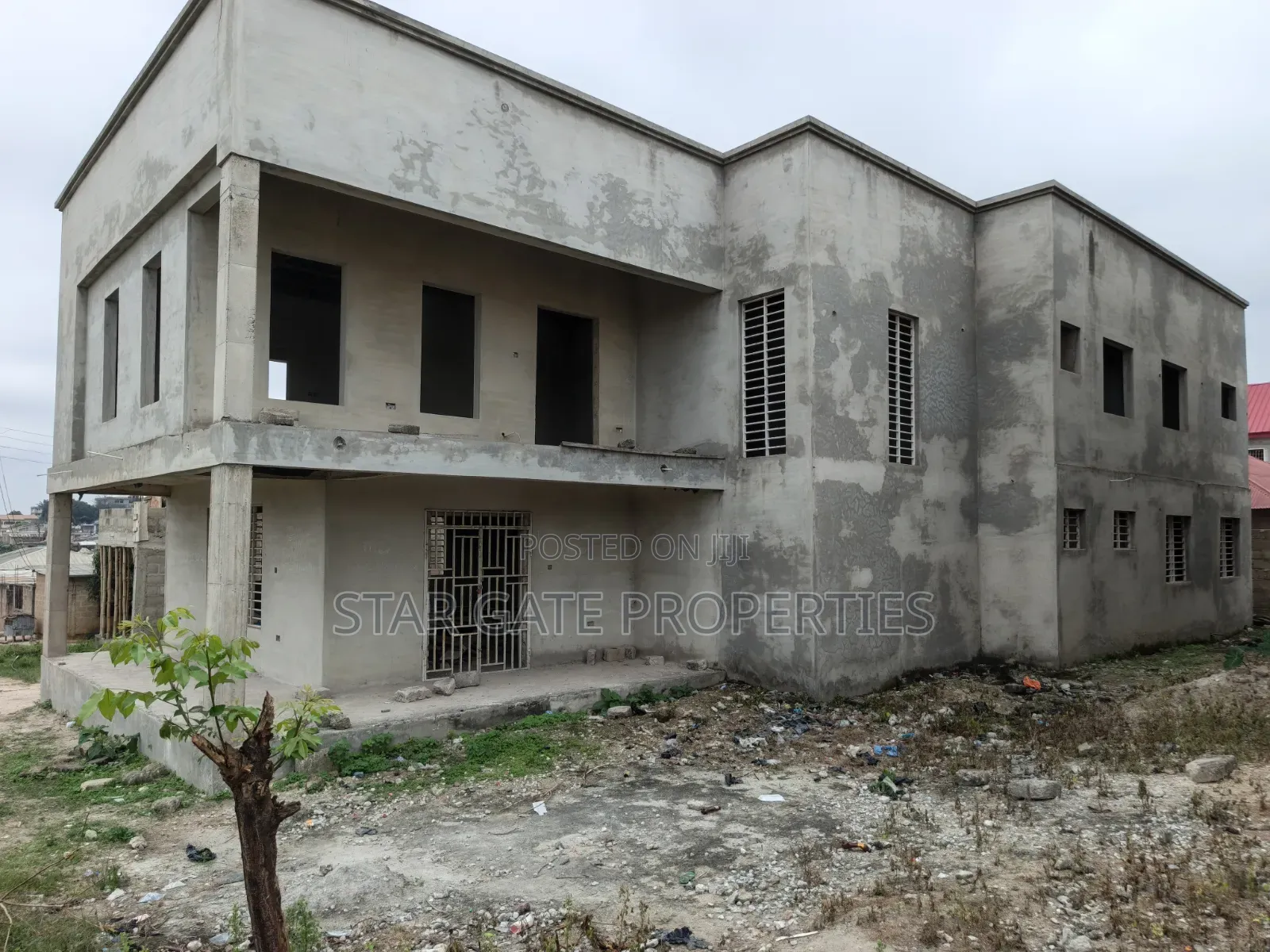 6bdrm House in Kumasi Metropolitan for sale