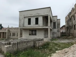 6bdrm House in Kumasi Metropolitan for sale