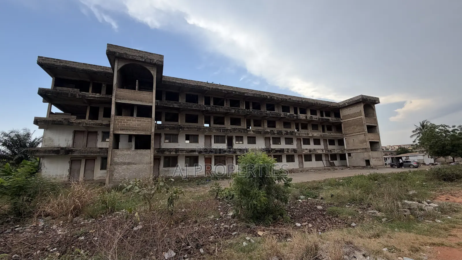 20bdrm Block of Flats in Aj Properties, Housing Down for sale