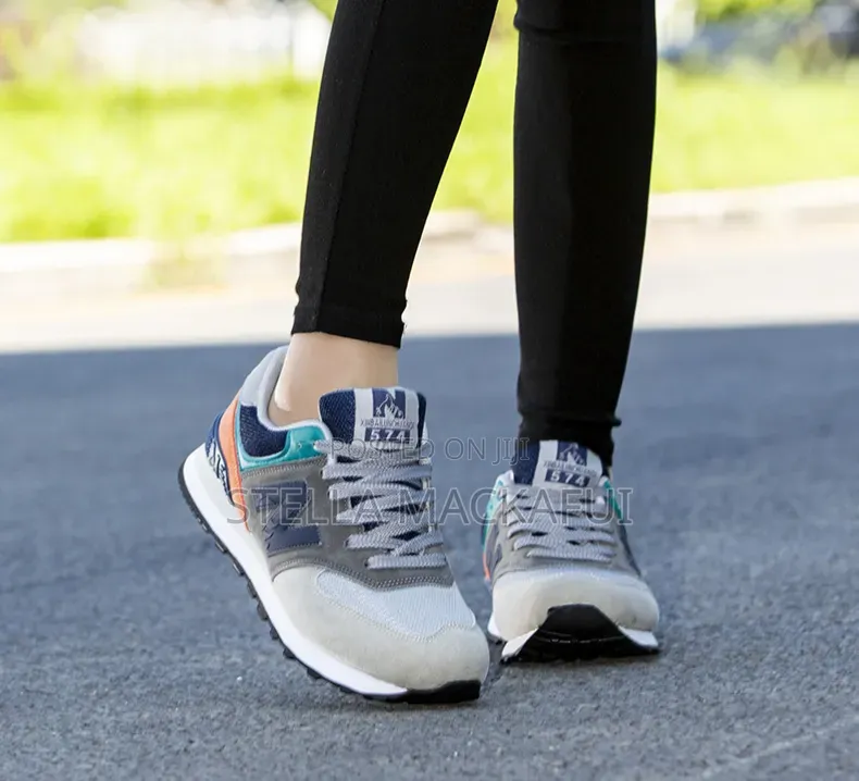 Unisex Sneaker Sizes 40-43 Only