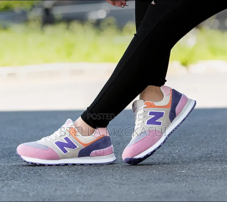 Unisex Sneaker Sizes 40-43 Only