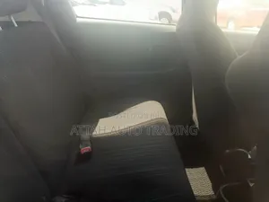 Toyota Vitz 2017 Silver