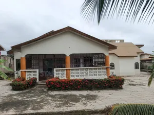 5bdrm House in Kumasi Metropolitan for sale