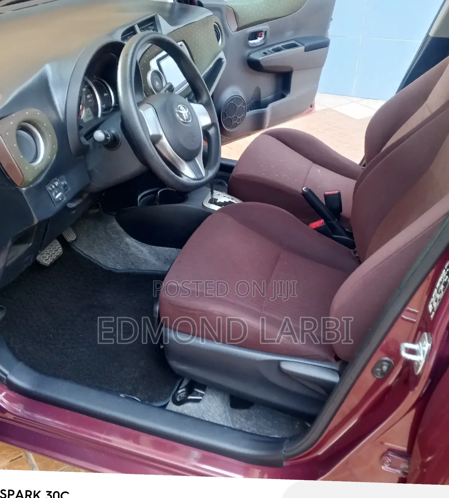 Toyota Vitz 2012