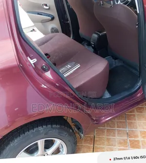 Toyota Vitz 2012