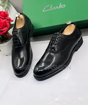 Black Leather Clark's Men's Oxford Lace Up Shoes