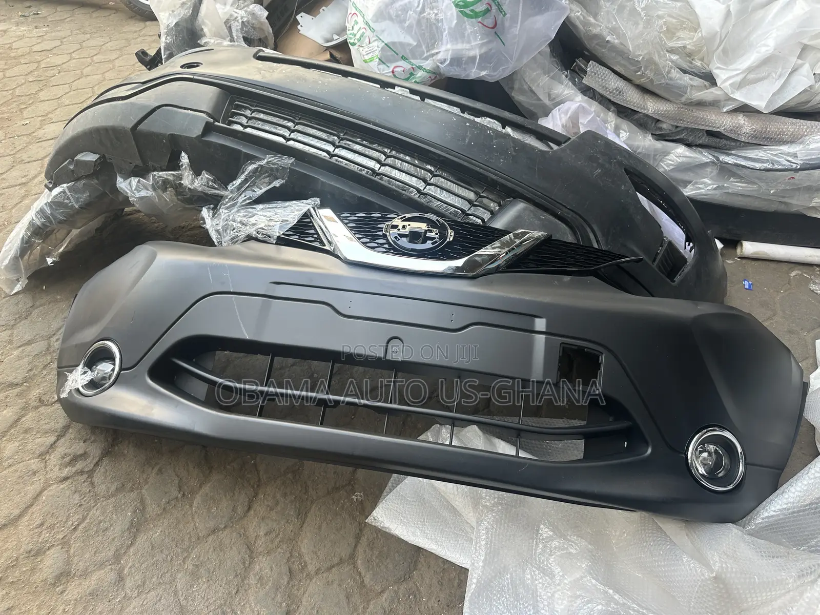Rogue Sports / Qashqai Front Bumper Complete 2014 2015 2016 2017 2018