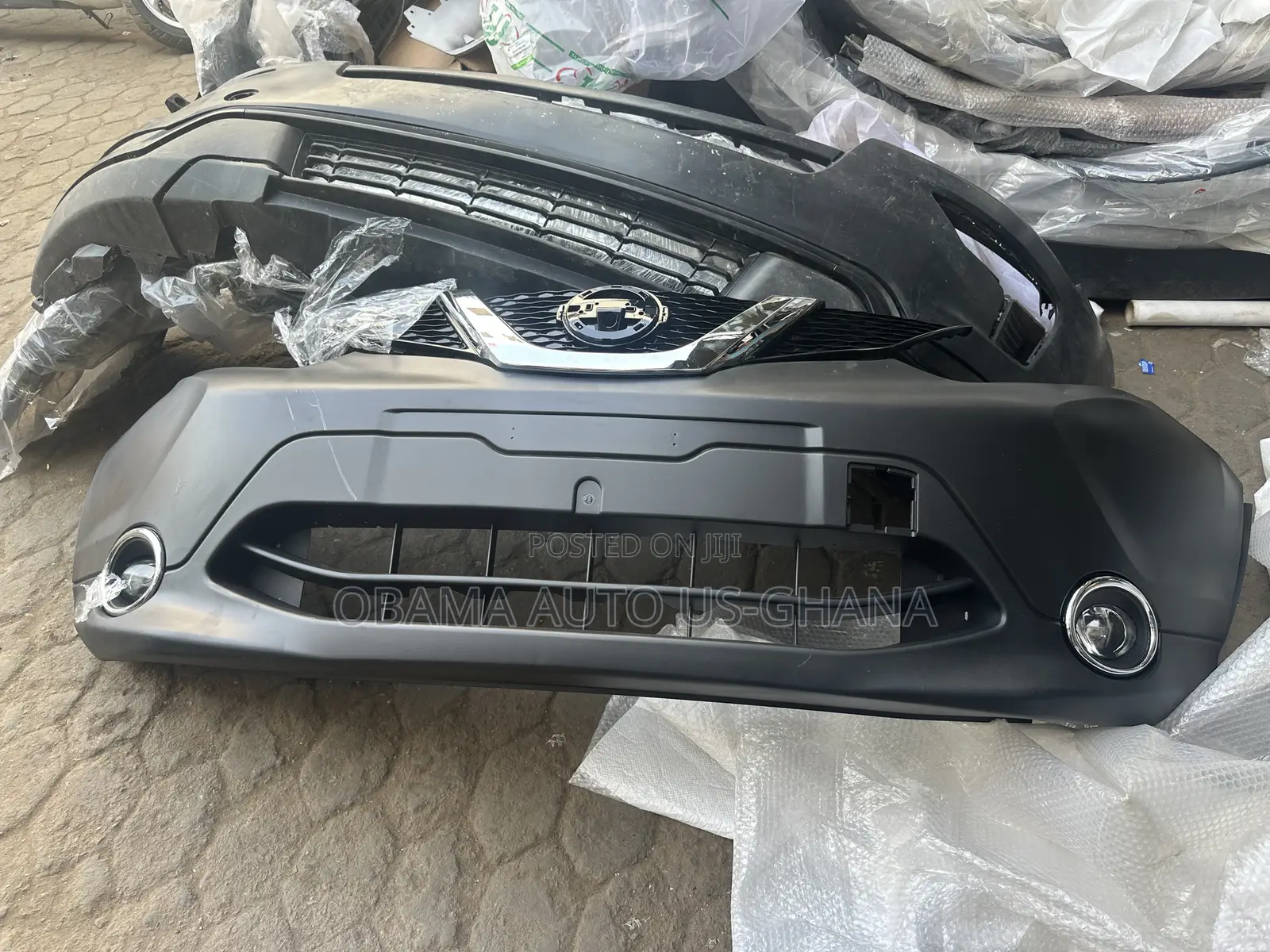 Rogue Sports / Qashqai Front Bumper Complete 2014 2015 2016 2017 2018