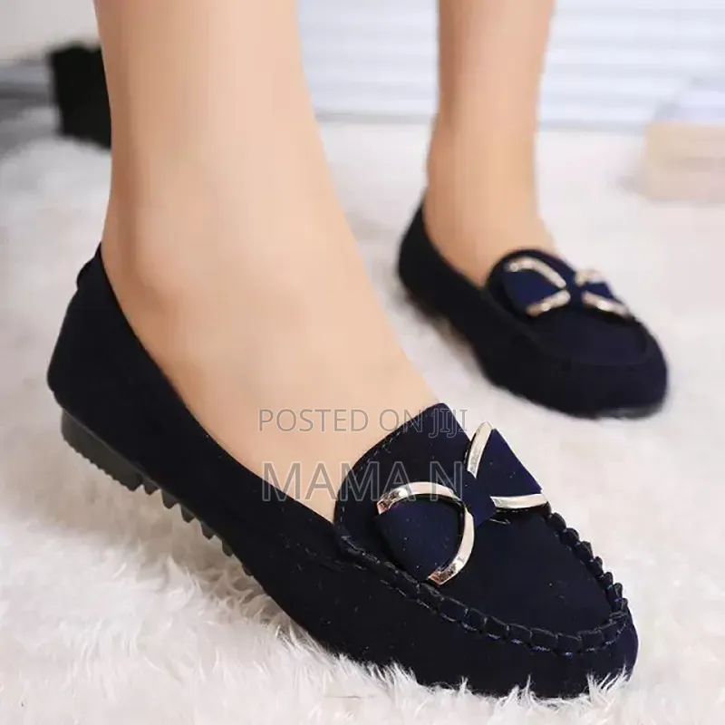 Ladies Shoe