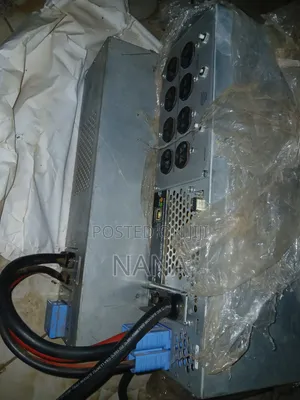 APC Smart-Ups 5000VA Rack UPS 120V + Battery Pack