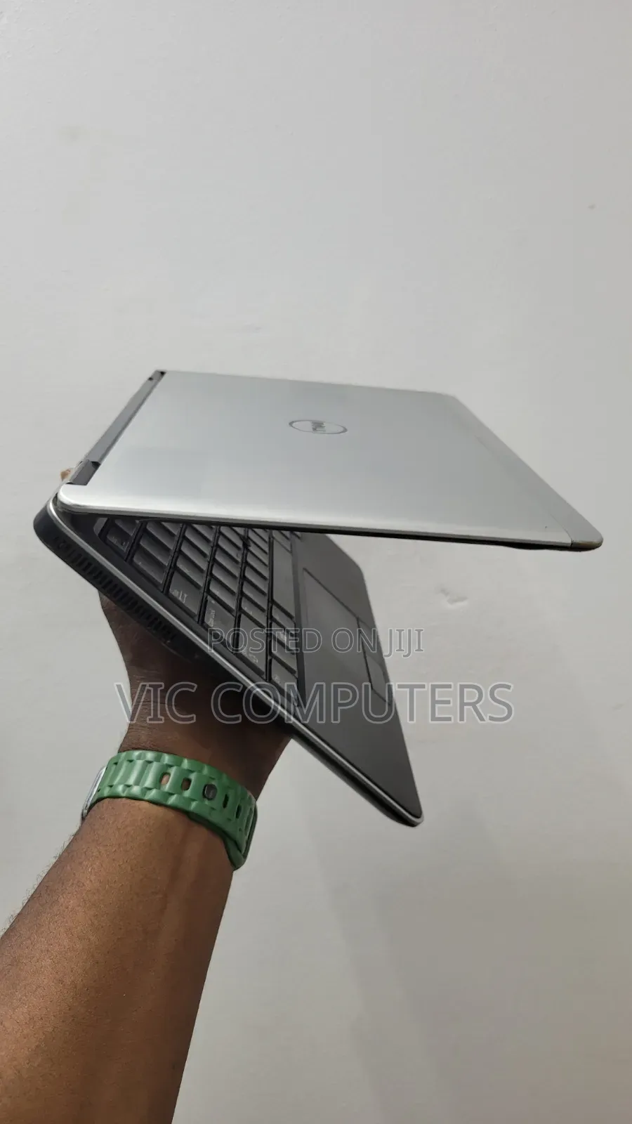 Laptop Dell Latitude E7240 8GB Intel Core i7 SSD 512GB