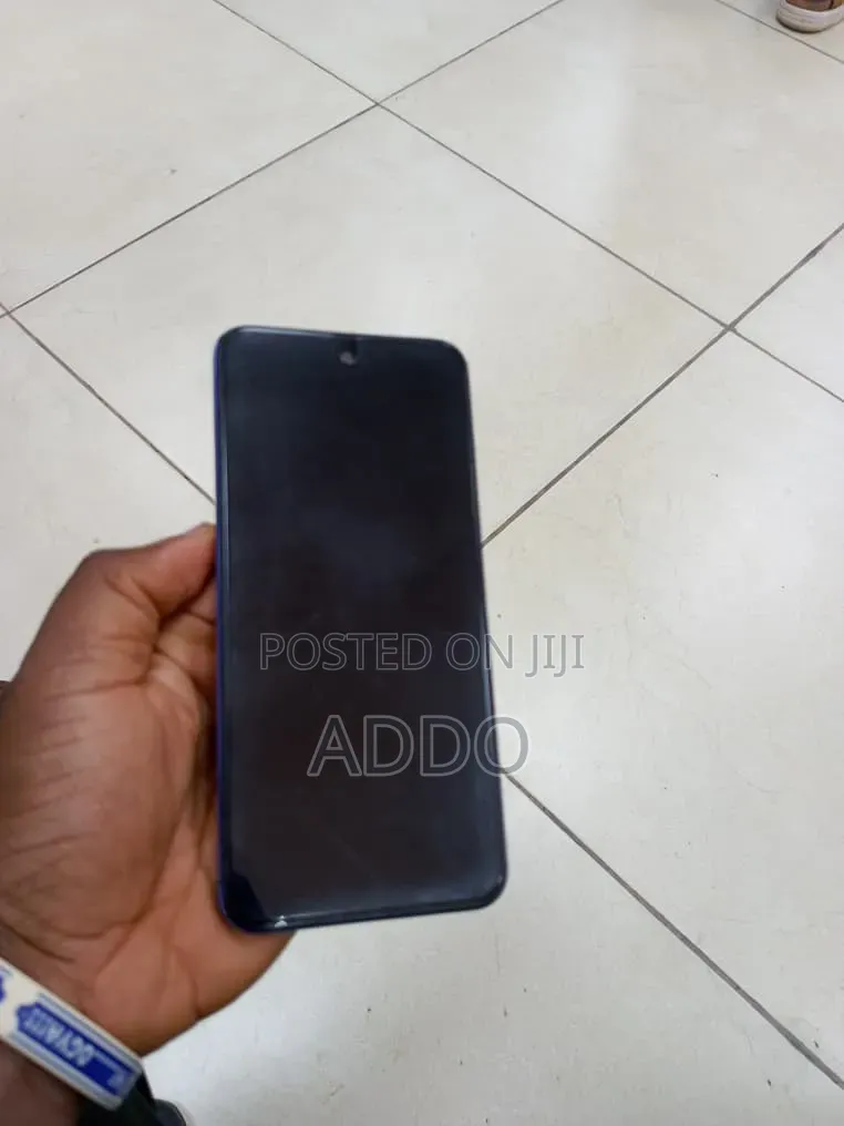 Tecno Spark 40 128 GB Black