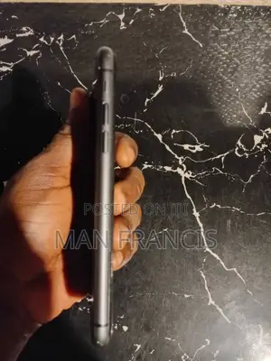 Apple iPhone 11 128 GB Black