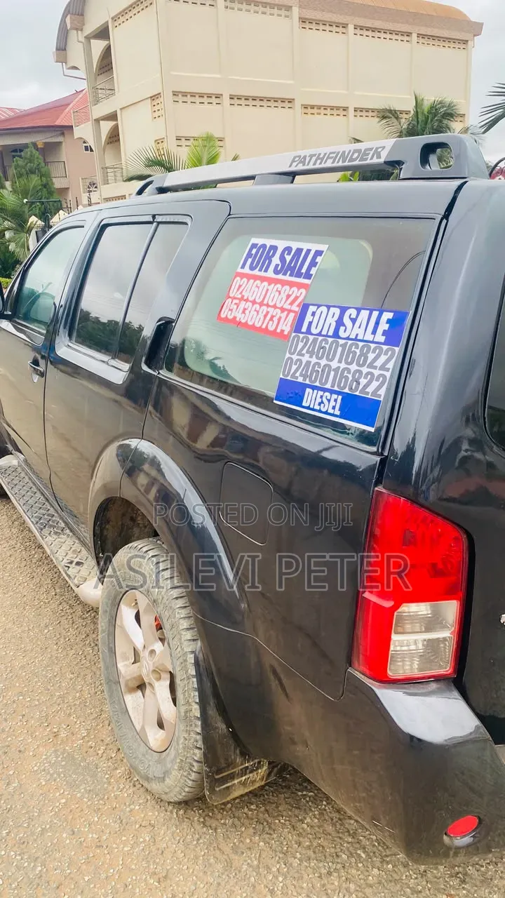 Nissan Pathfinder 2009 Black