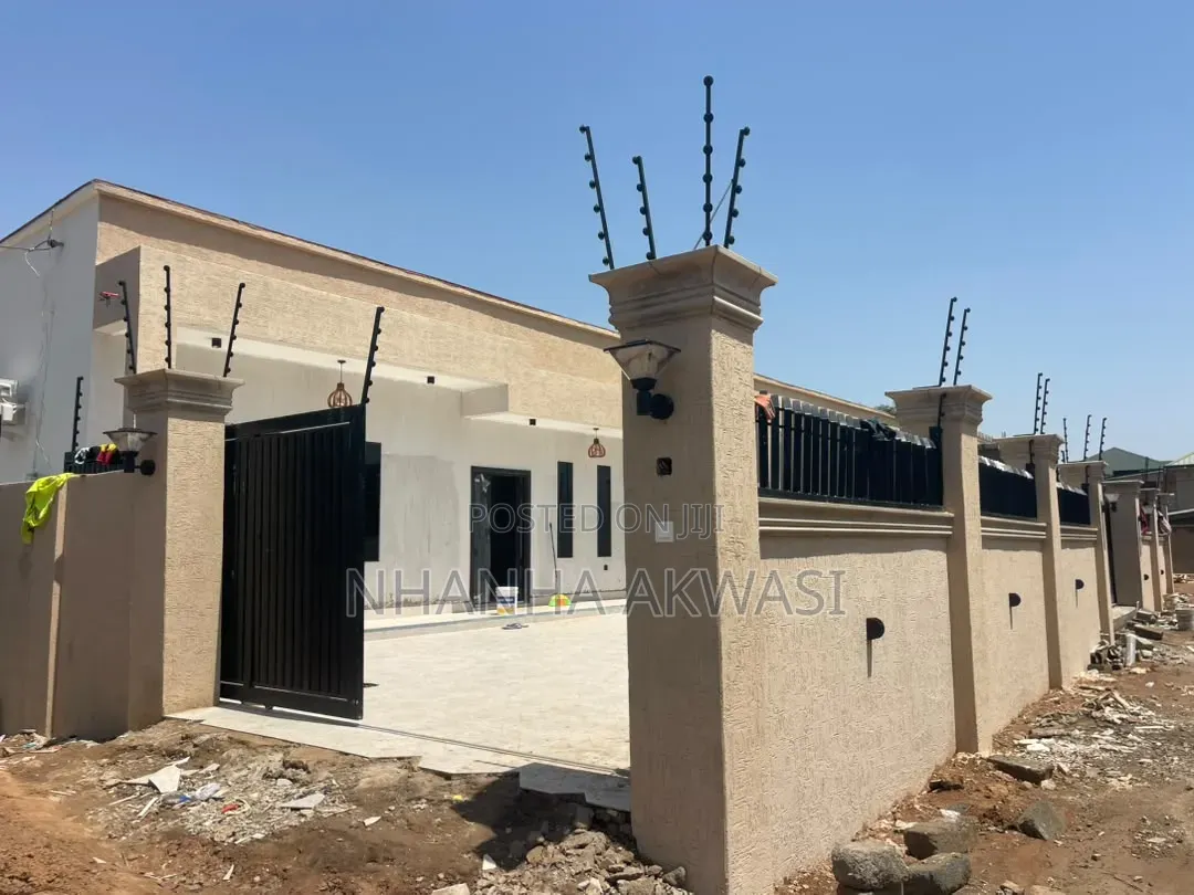 3bdrm House in Spintex Coastal, Accra Metropolitan for sale