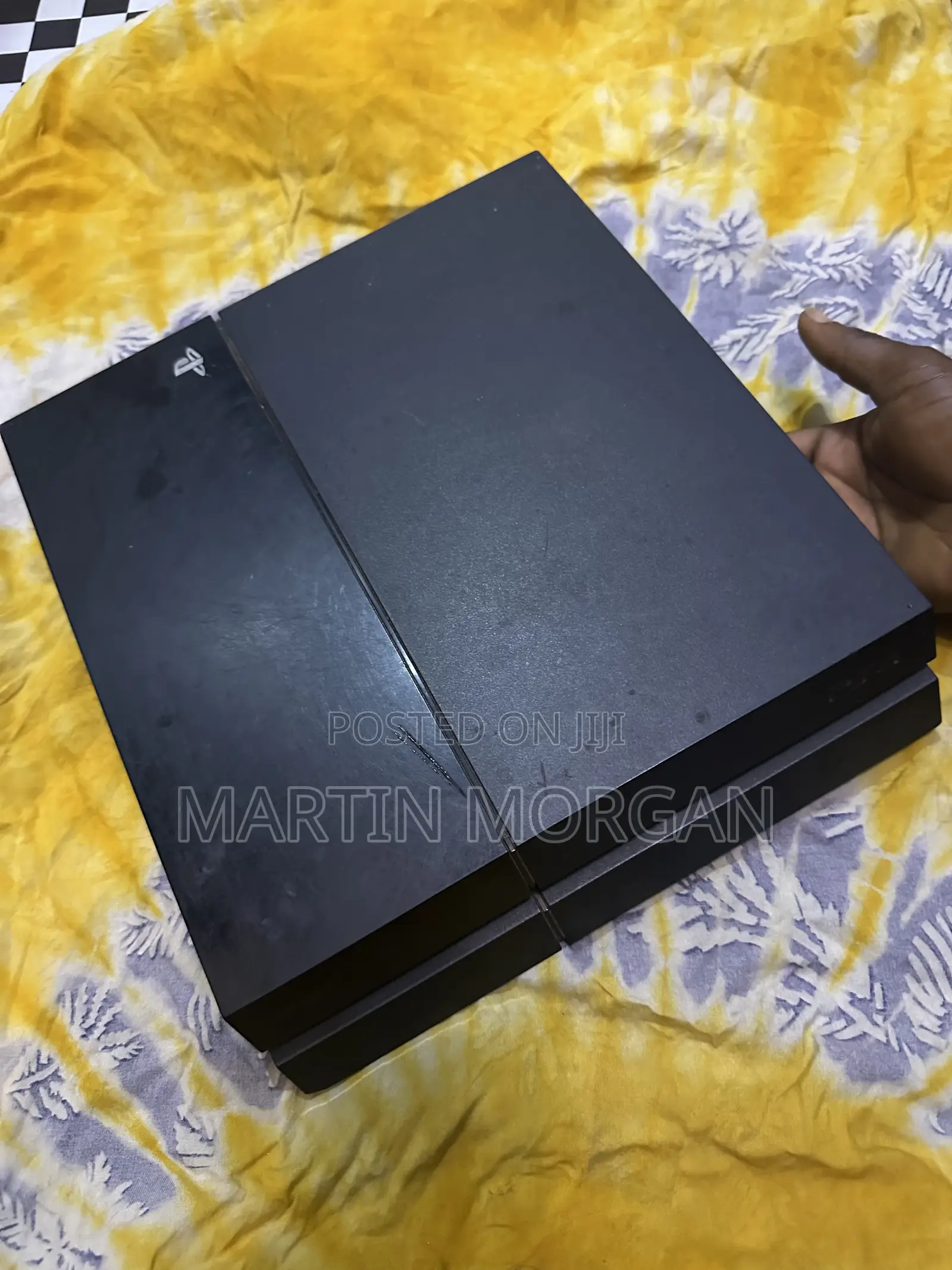 Play Station 4