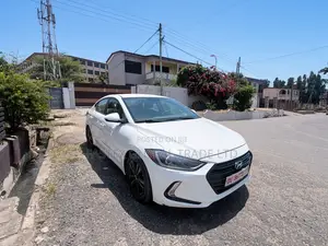 Hyundai Elantra SE 2018 White