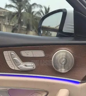 Mercedes-Benz E350 2022 White