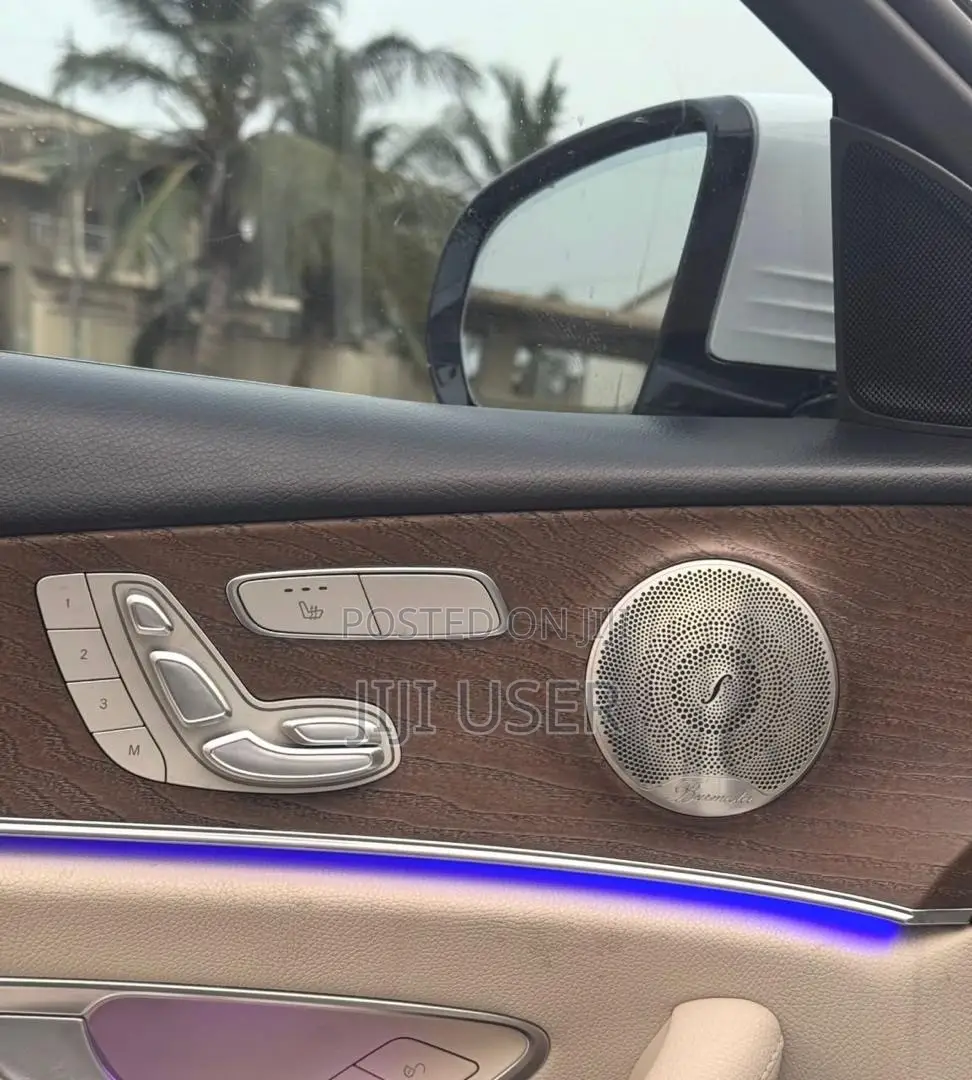 Mercedes-Benz E350 2022 White
