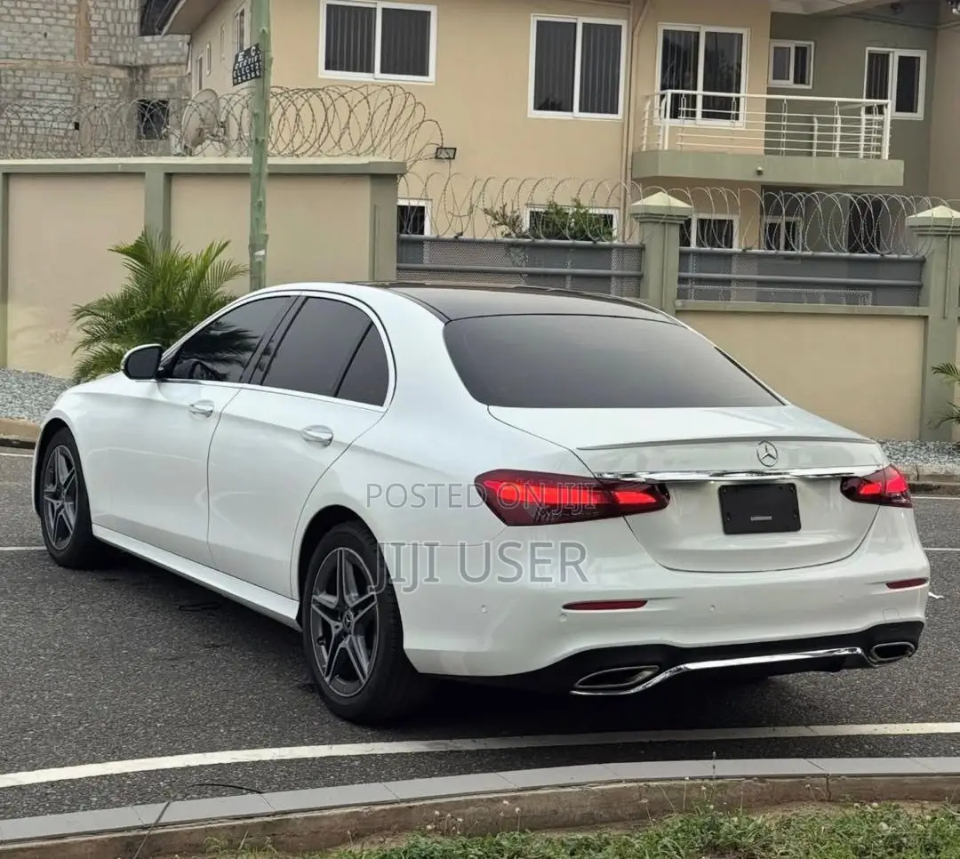 Mercedes-Benz E350 2022 White