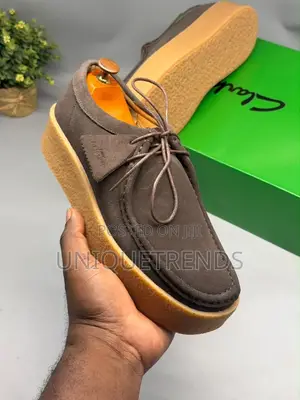 High-Grade CLARKS Suede Shoes – Crepe Sole