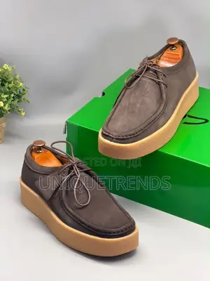 High-Grade CLARKS Suede Shoes – Crepe Sole