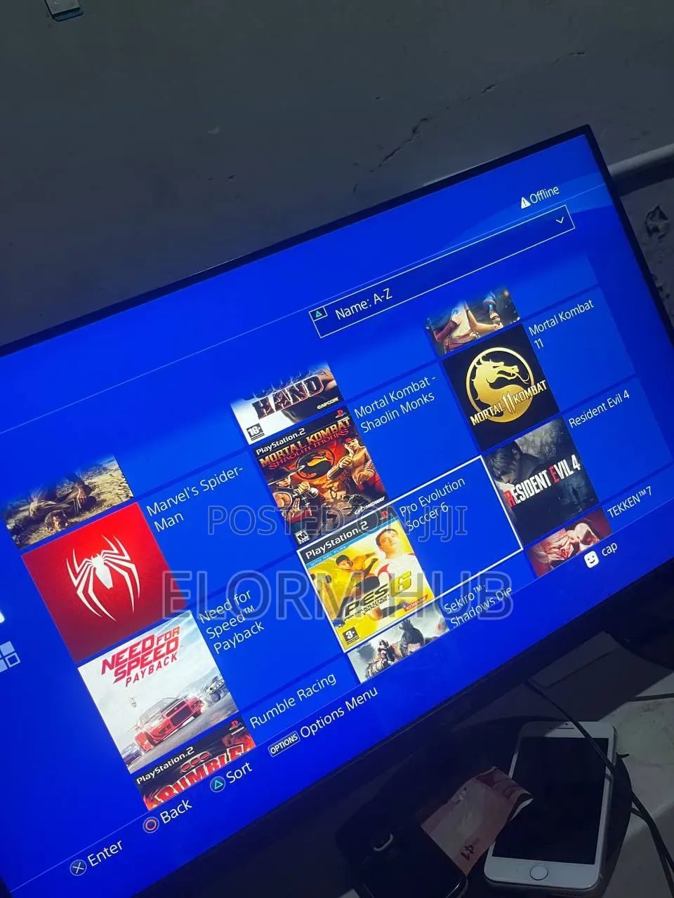 PS4 Slim Jailbreak With 19 Games 2 Controllers