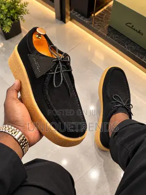 Brand New Clarks Premium Suede Shoes – Black