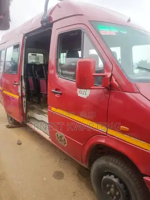 Mercedes-Benz Sprinter 2007 Red