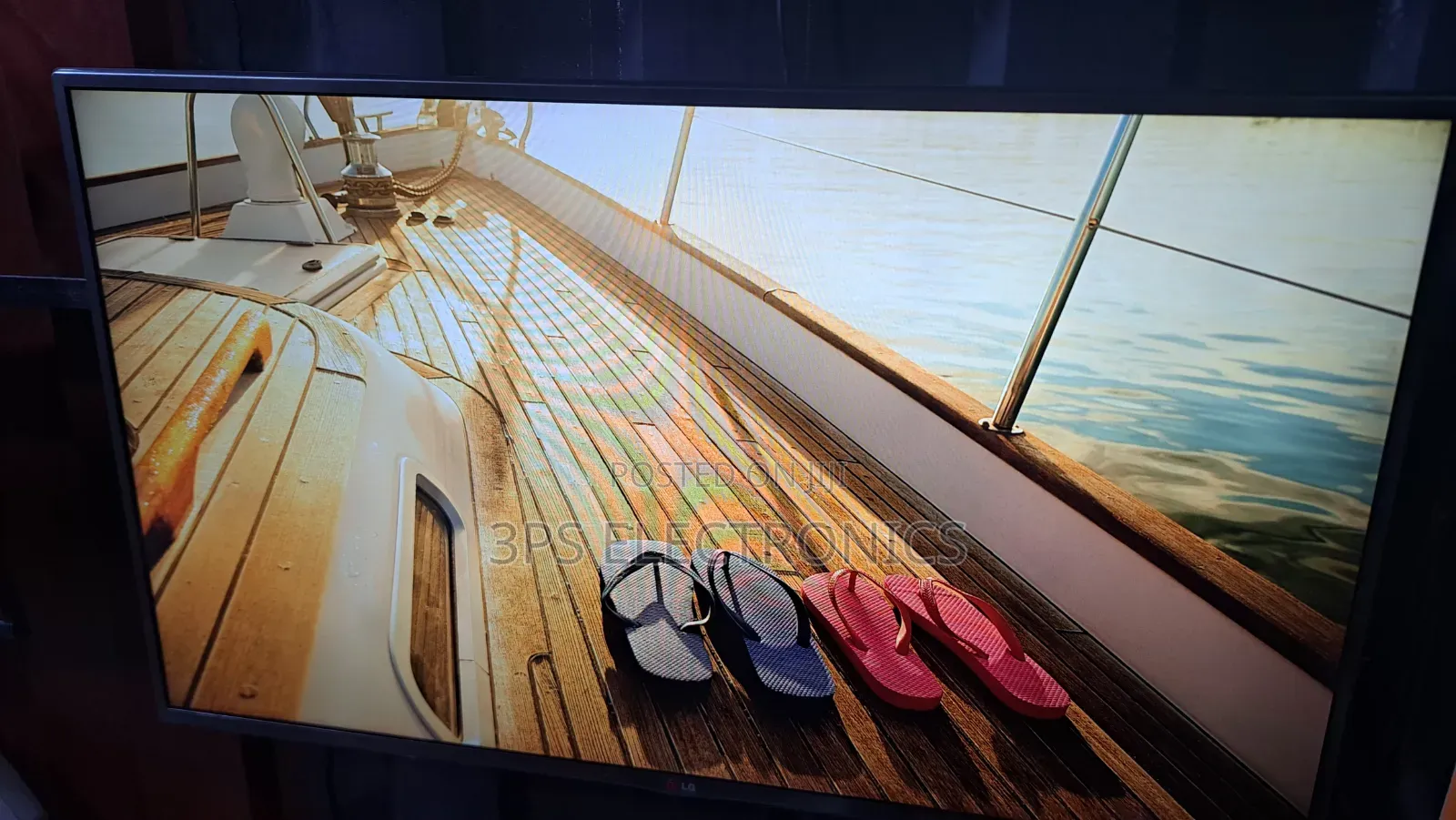 LG 42 Inch Smart TV FHD Screen