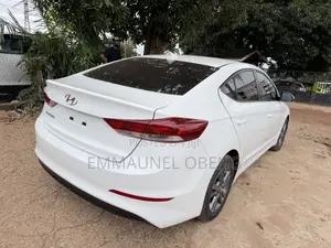 Hyundai Elantra 2017 White