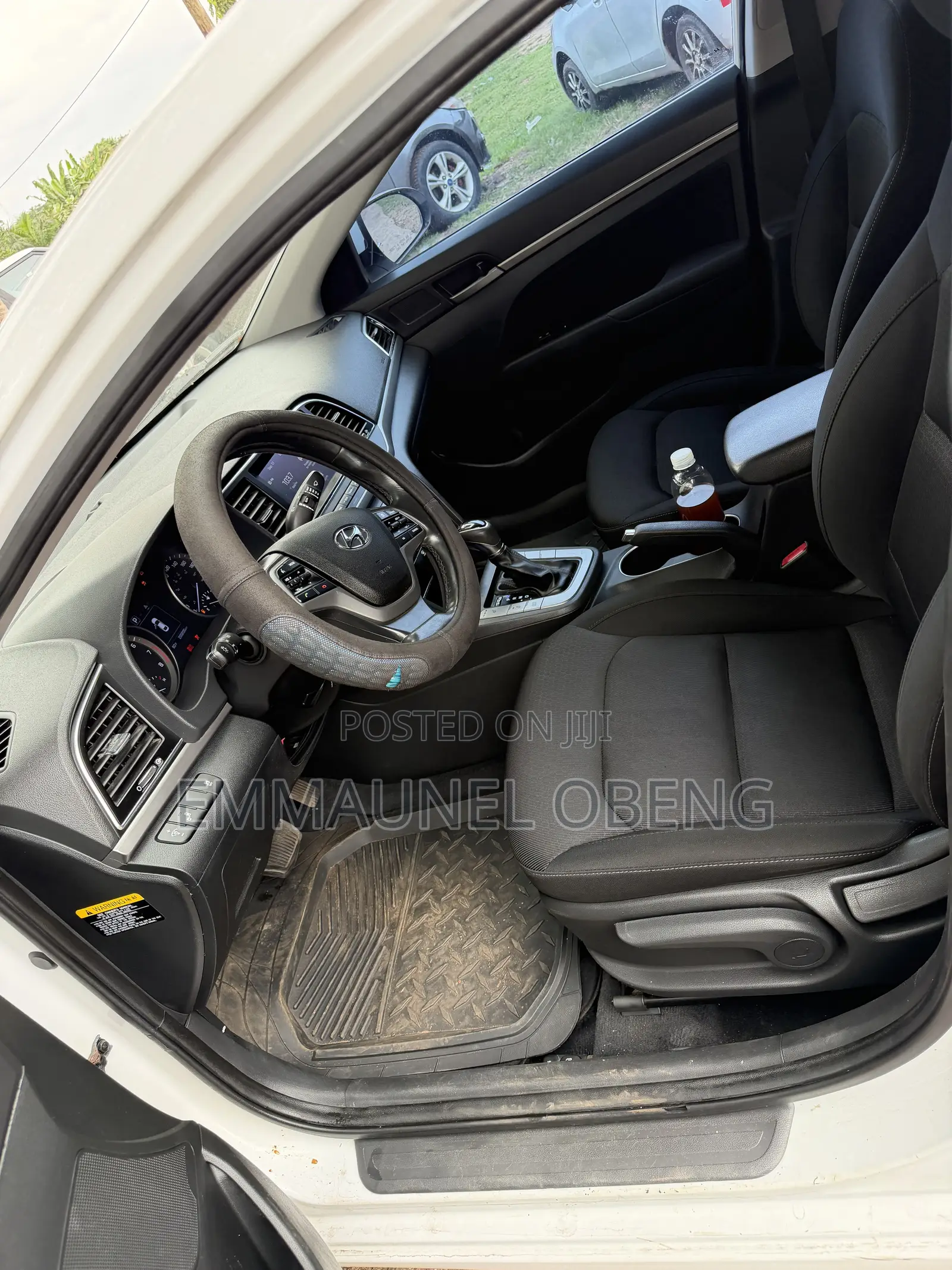 Hyundai Elantra 2017 White
