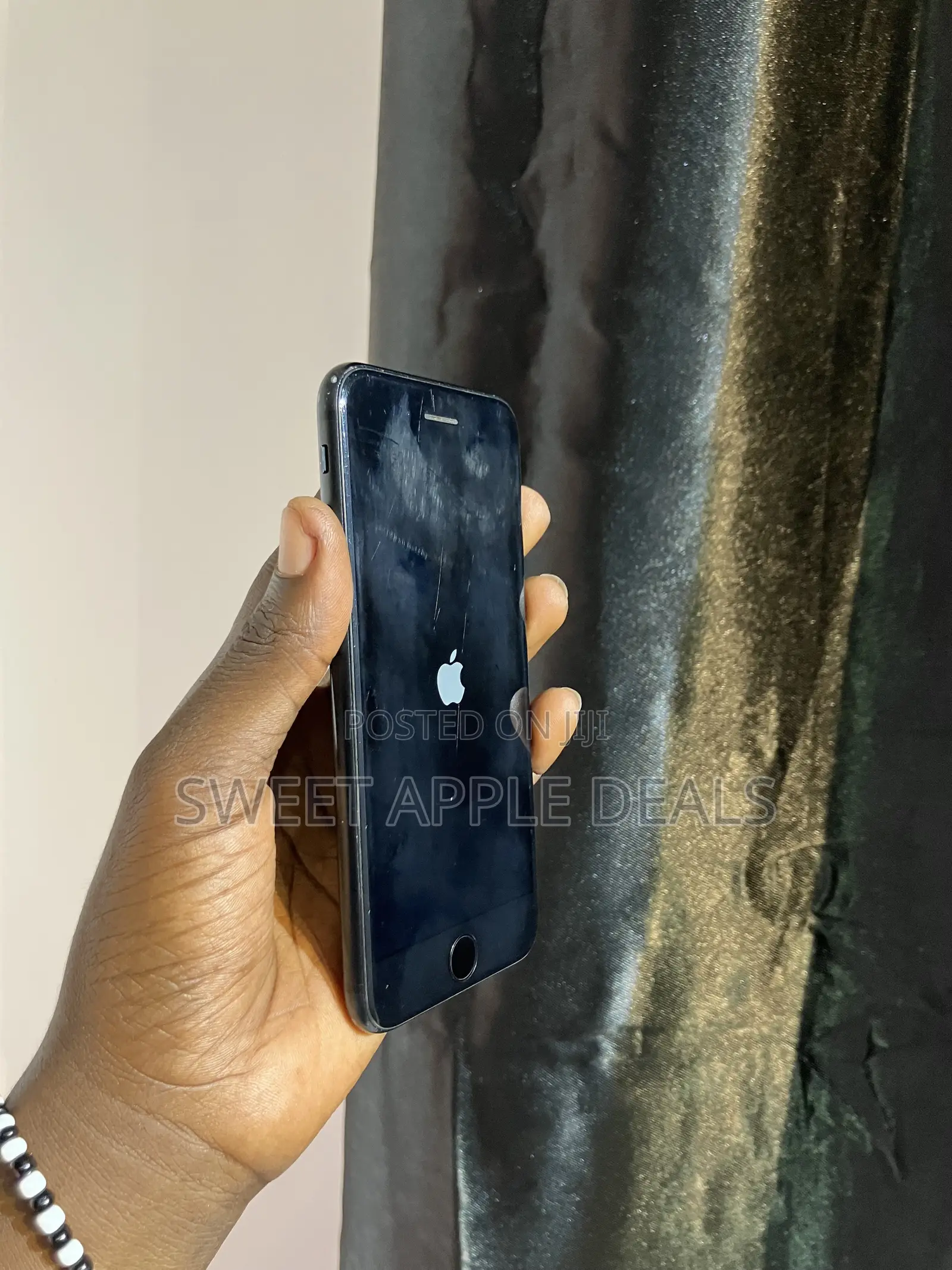Apple iPhone SE (2020) 128 GB