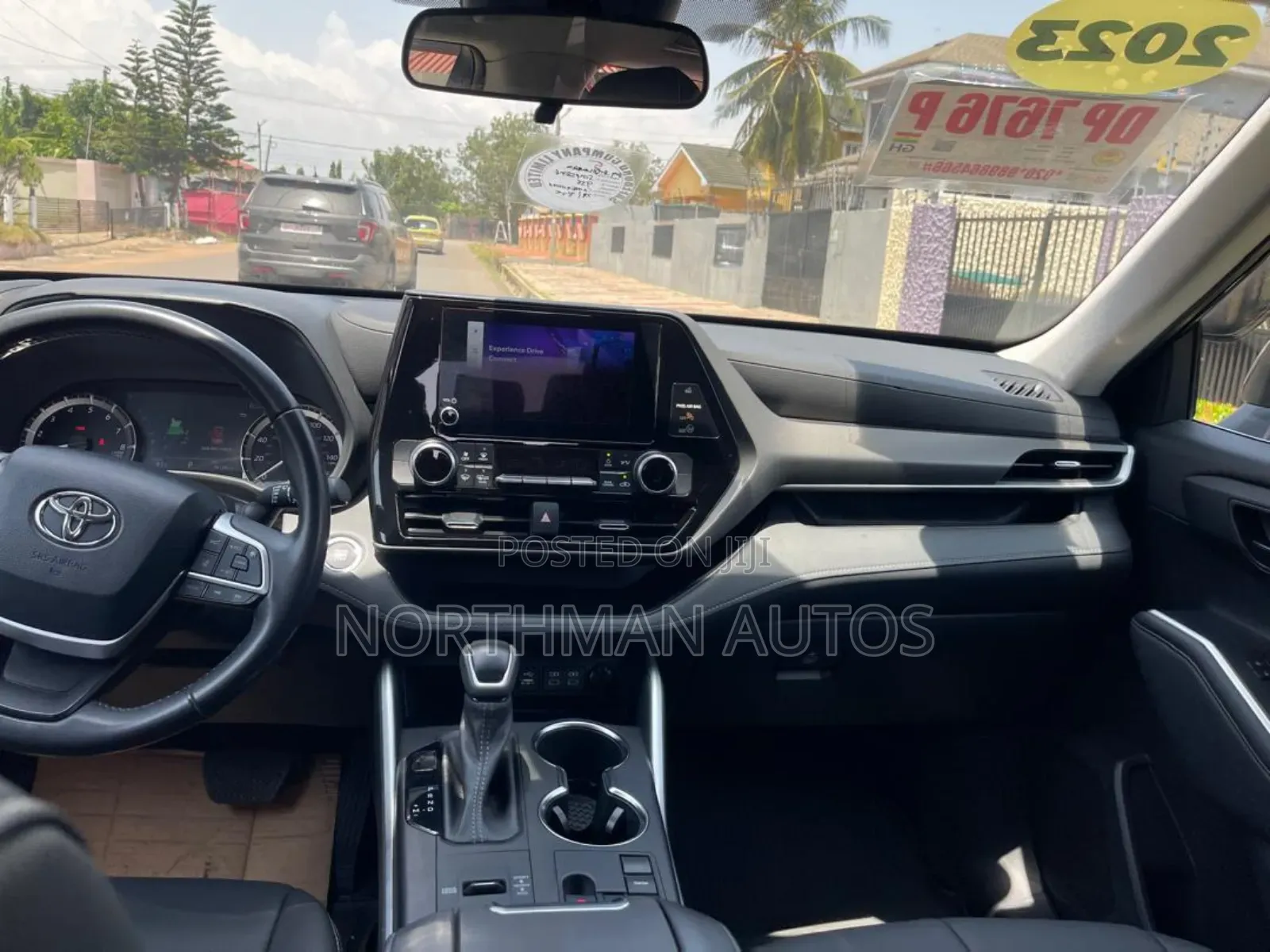 Toyota Highlander LE FWD 2023 Blue