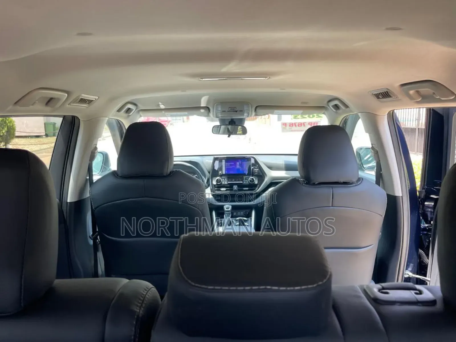 Toyota Highlander LE FWD 2023 Blue