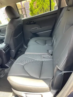 Toyota Highlander LE FWD 2023 Blue