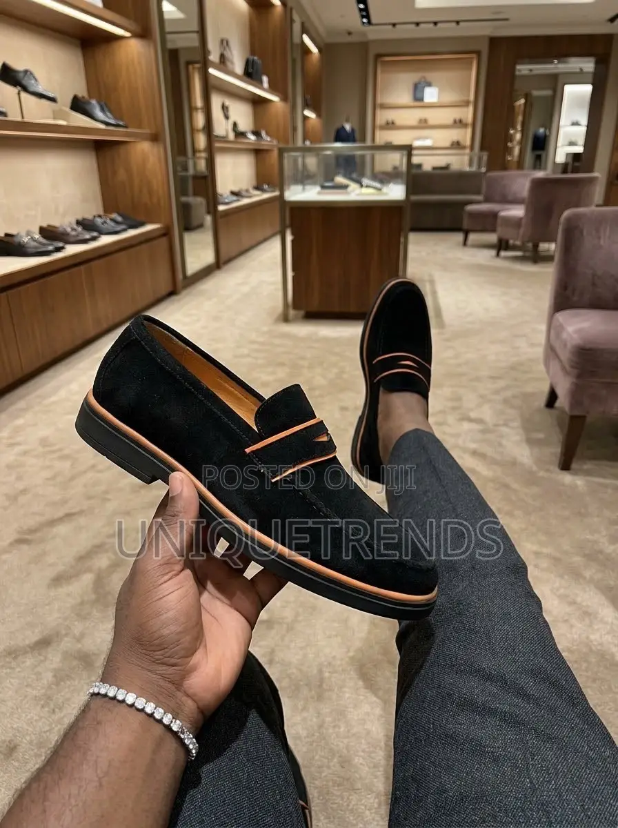 Classy TIMBERLAND Men's Loafers (Black/Orange) – Original Quality