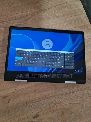Laptop Dell Inspiron 14 5482 2-in-1 8GB Intel Core i7 SSD 256GB