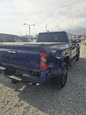 Toyota Tacoma SR Double Cab 4WD 5.0 ft. SB (Automatic) 2025 Blue